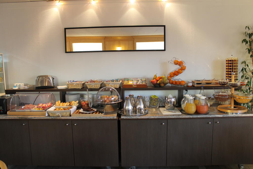 Logis Hotel & Restaurant - Le Relais De Montigny Zewnętrze zdjęcie